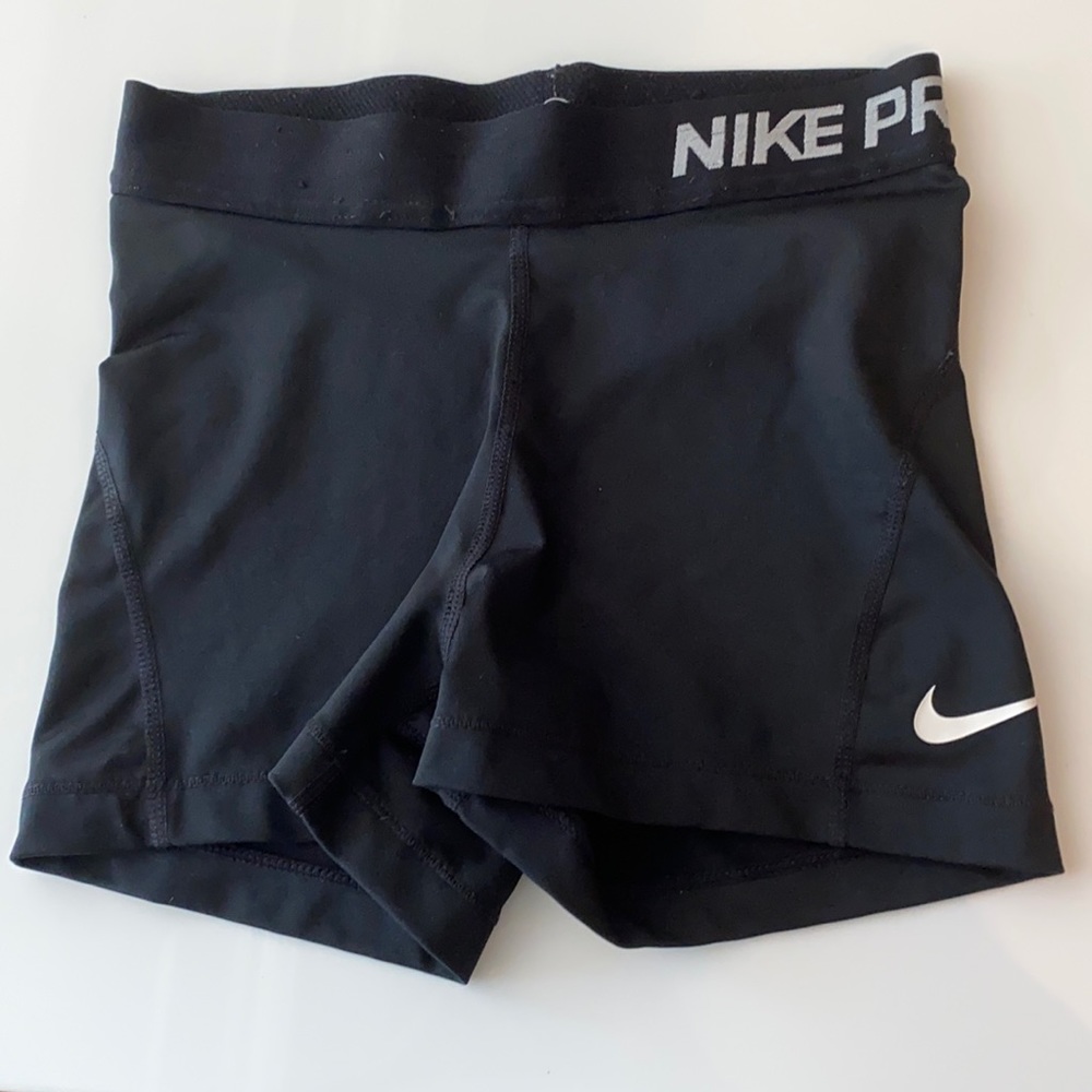 Black Nike Pros